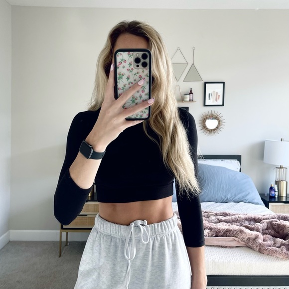 Lululemon Long-sleeve cropped tank - Picture 2 of 4